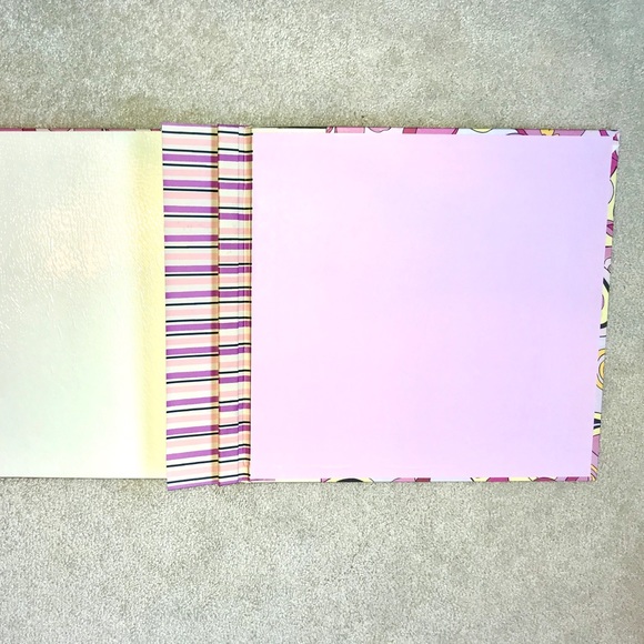 Pink Paisley Print Photo/Scrapbook Album - Picture 2 of 3